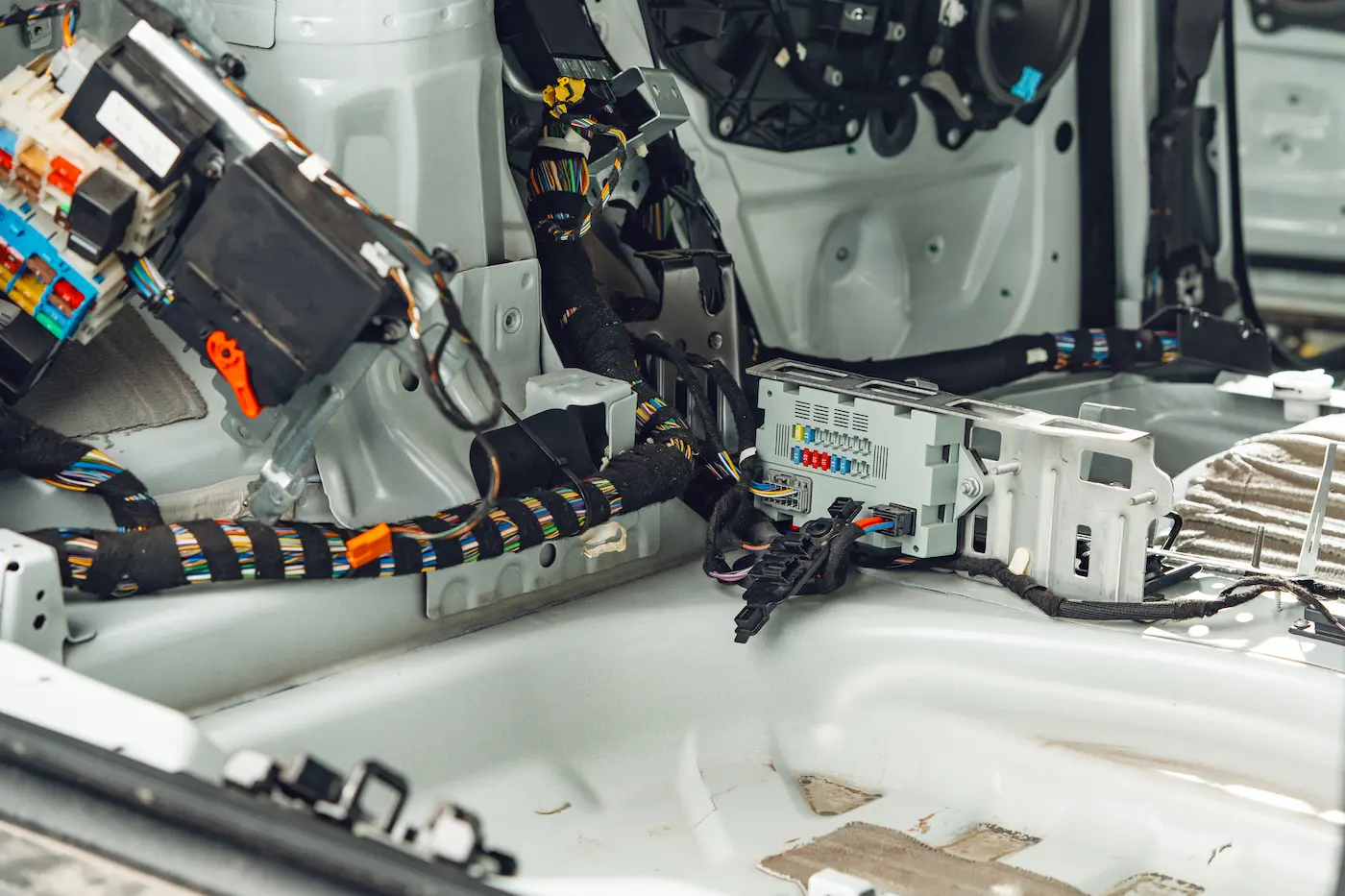 electric-wiring-system-with-colorful-wires-in-the-2025-02-25-15-33-39-utc